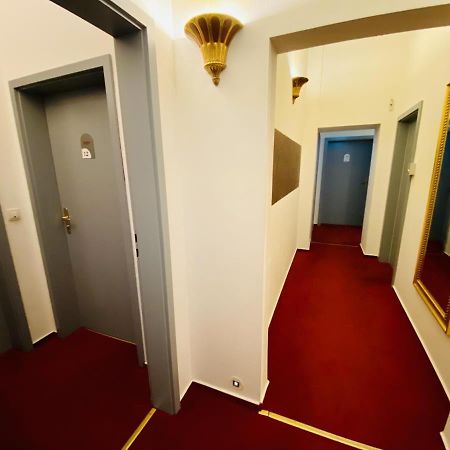 Doppelzimmer Humidor, Direkt Am Alten Strom Rostock Zewnętrze zdjęcie