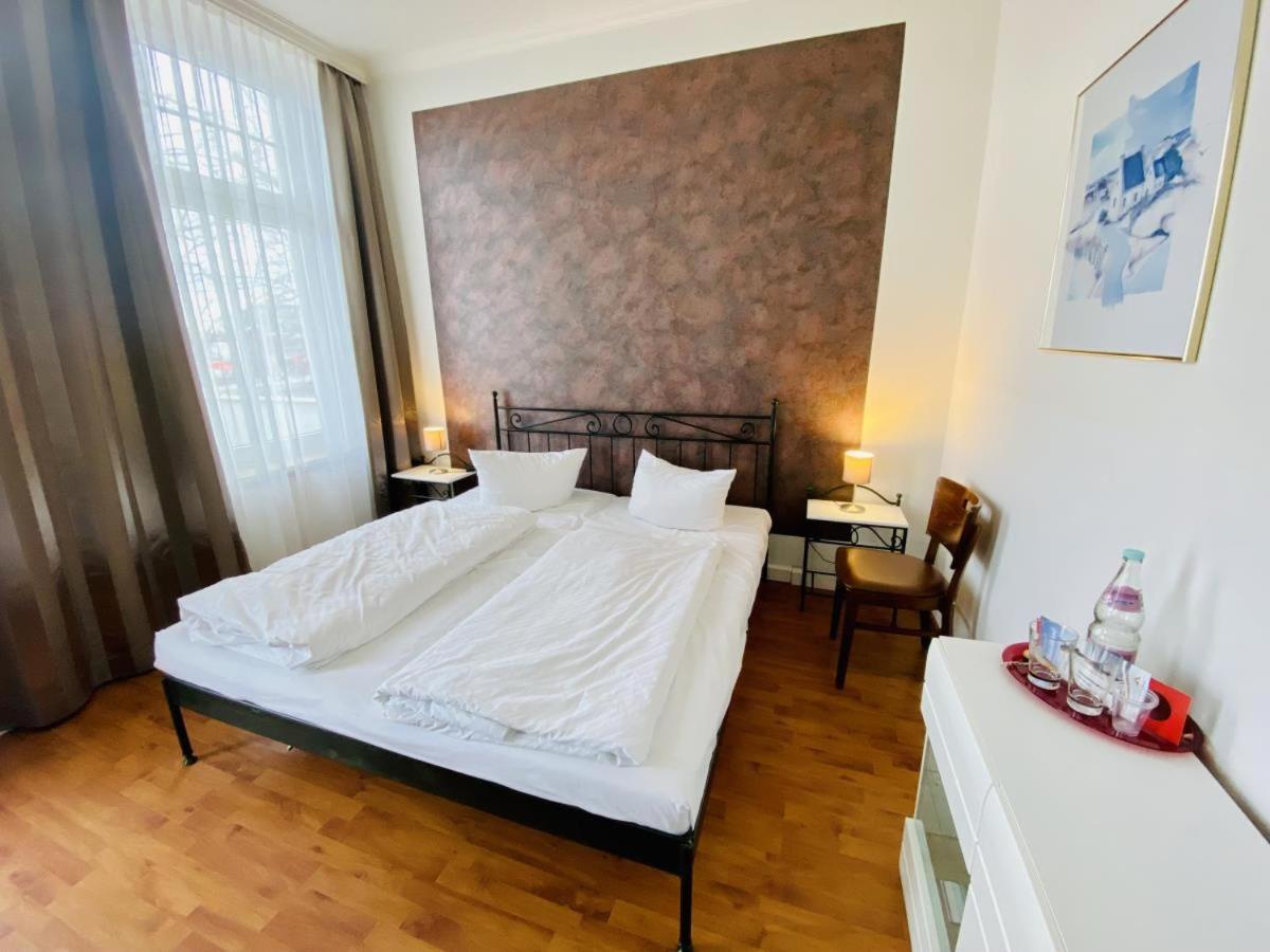 Doppelzimmer Humidor, Direkt Am Alten Strom Rostock Zewnętrze zdjęcie